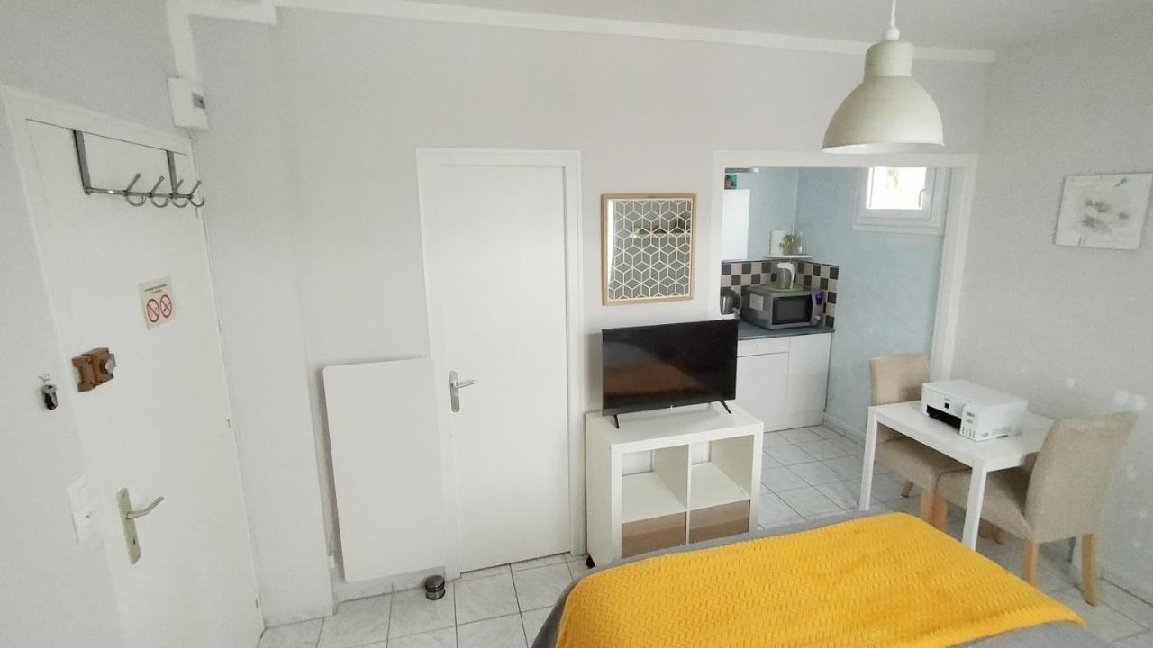 Charmant Studio A Bagnoles De L'Orne Bagnoles de l'Orne Normandie 외부 사진